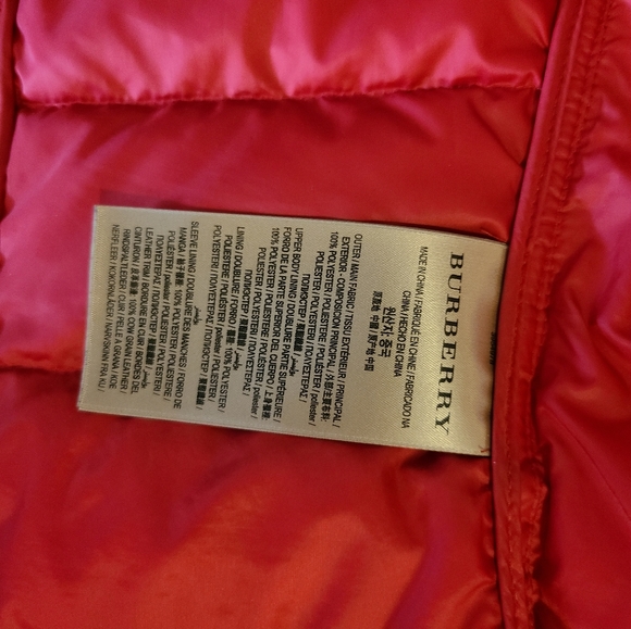 BURBERRY Brit Quilted Puffer Jacket - Picture 4 of 16